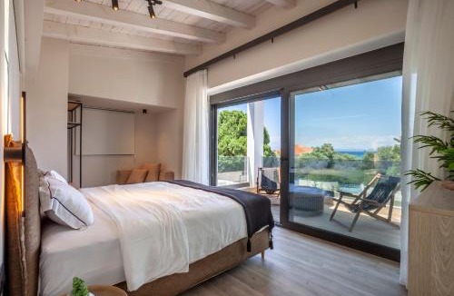 Haniotis Apartment | Ever Blue Exclusive Villa - Sunrise Villas