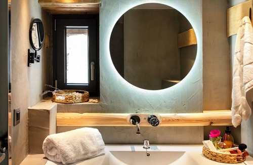 Xirokampi Hotel | Evoras Boutique Hotel
