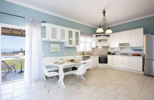 Parelia Villa | Exclusive private Villa in Viros