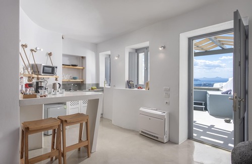 Firostefani House | Exclusive Suites