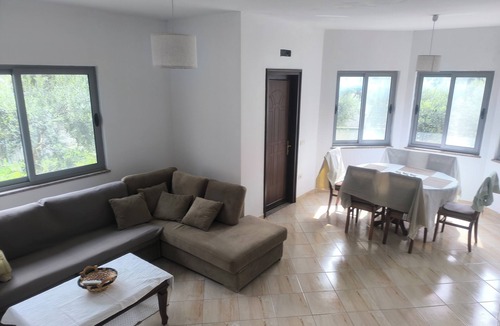 Shengjin House | Exclusive villa with garden and breathtaking panoramic views over Shengjin