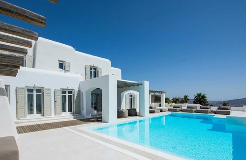 Paraga Villa | Exclusive villa with infinity pool and panoramic views of Mykonos