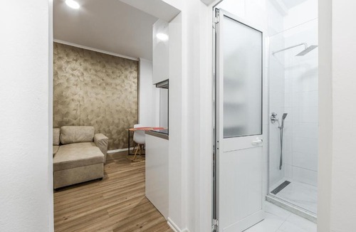 Blloku Apartment | Exelent BnB Modern Apartment in Blloku Center with Fast WiFi - Gold Home
