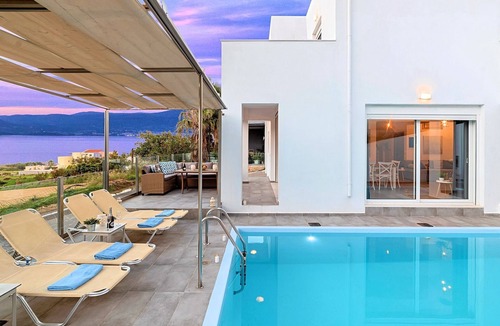 Dramia House | für 10 Personen in Draia, Kreta (West-Kreta) by Interhome