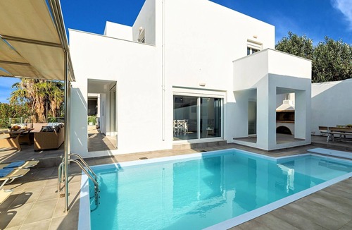 Dramia House | für 10 Personen in Draia, Kreta (West-Kreta) by Interhome