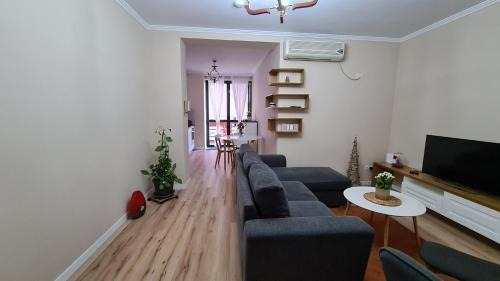 Tirana Apartment | Family-friendly APT at 21 dhjetori w/Self Check-In