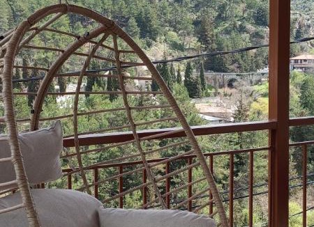 Dimitsana House | family home