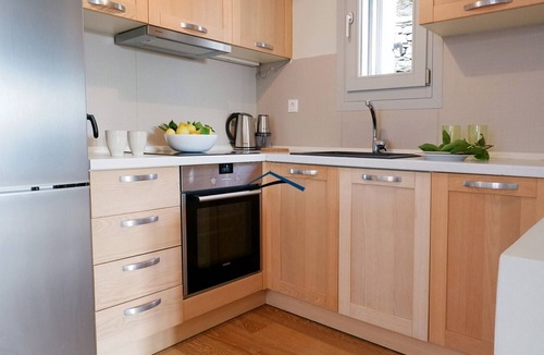 Kea House | Family home with a fantastic sea view and a 25 meters long swimming pool.Hs2