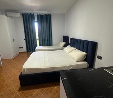 Shkembi i Kavajes Apartment | Family Villa with view