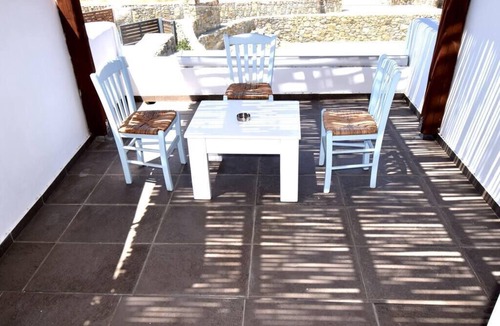 Glastros Apartment | Fantastic studio apartment for 2 people, with