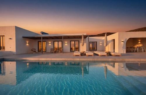 Paros Villa | Faragas Hill Euphoria Villa