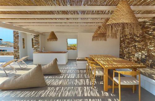Antiparos Villa | Farous seaside sunset villa