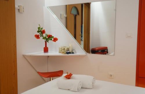 Leivathos Apartment | Felix Residence & Lucia Simona Villas