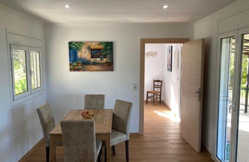 Kiparissia House | Ferienhaus Gecko with amazing sea views