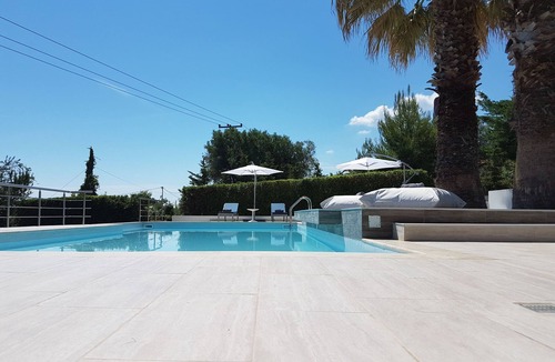 Kriopigi House | Ferienvilla "Anna Maria" mit Blick auf das Wasser by Interhome