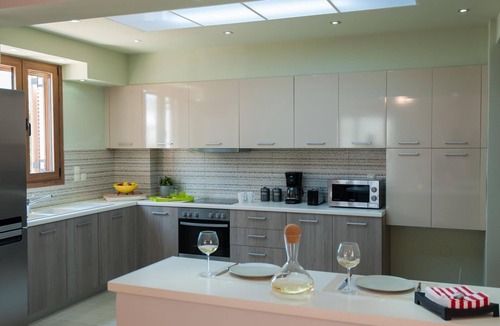 Adele House | Ferienvilla Natur mit Pool und Terrasse by Interhome
