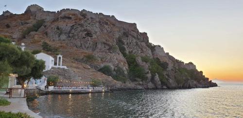 Myrina Hotel | Filoktitis