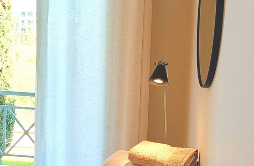 Khalandrion Apartment | Filoxenia House Marousi Olive Tree View, Parking