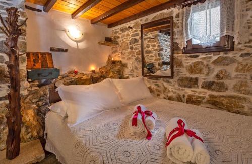 Ano Siros House | Fimaira