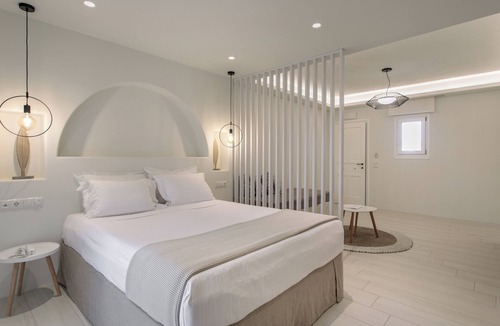 Naxos Hotel | Finikas Hotel