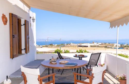 Artemonas Apartment | Flo Guest House
