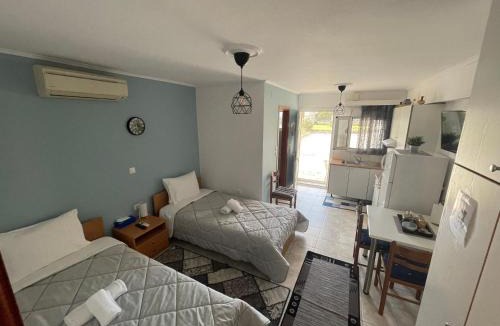 Mesolongi Apartment | Flo's Apartment 6