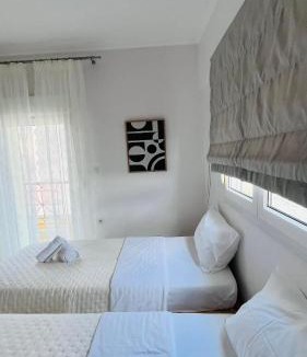 Florina Apartment | Florina Hillside Stay Balcony View 4 Guests