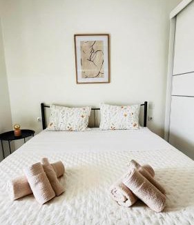 Florina Apartment | Florina Hillside Stay Balcony View 4 Guests