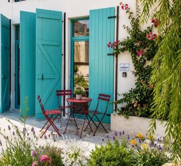 Dhermi Apartment | Flower Cozy Flat Santorini 5 Minutes Walking From the Sea Free Parking