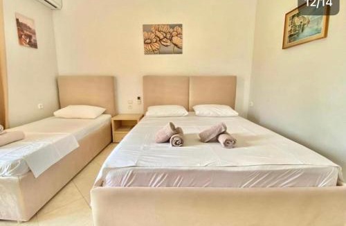 Himare Hotel | Foti Rooms