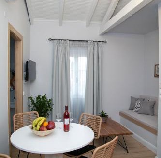 Corfu Town Apartment | Foxnest Rest Villa Corfu