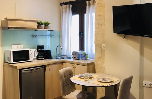 Old Town Rethymnon Apartment | Gaia Luxury Room Rethymno