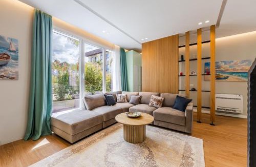 Ishem Villa | Garden Breeze Stay Villa 1 - Gala Residence by PikHost