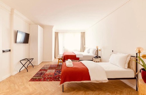 Matiçan Hotel | Garden Downtown Prishtina