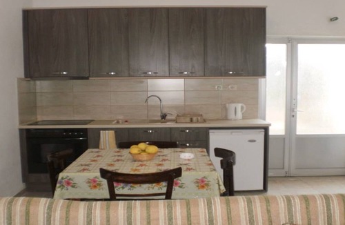 Nea Rodha House | Garden House