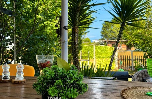 Qerek House | Garden Villa by Prago