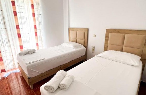 Kodrra Apartment | Garden Villa Sarande Apt-4