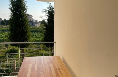 Sakës House | Garden Villa Sunny