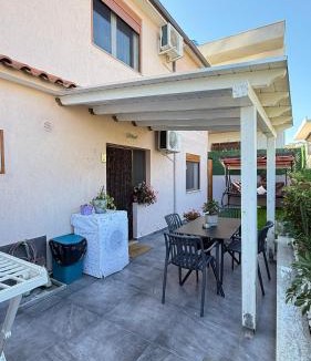 Vlore House | Garden Villa Vlore A&X