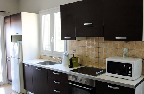 Kalami House | Gemütliches Olympia Apartment mit Pool by Interhome
