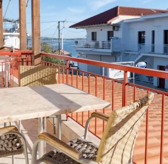Aristotelis Hotel | GEORGE AND MARIOS STUDIOS Inn