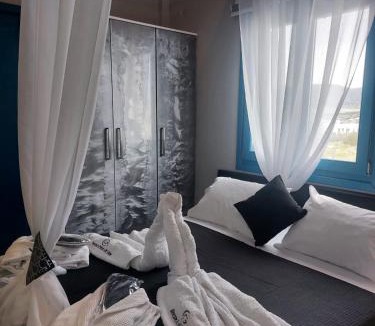 Naousa Apartment | George's point of view