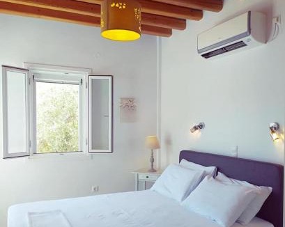 Vathi Apartment | George's Seaside Apartments Sifnos