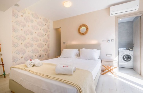 Daratsos Apartment | Glaros Casa - Garden near Beach w. Parking & EV