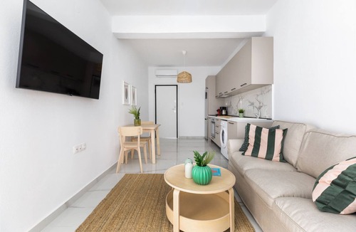 Perea Apartment | Glow Apartments