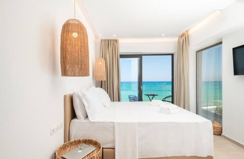 Stalida Hotel | Golden Bee Lifestyle