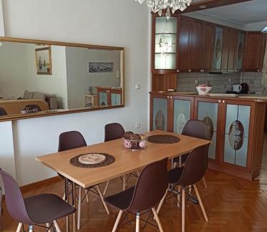 Kavala Apartment | Golden mirror in Kavala