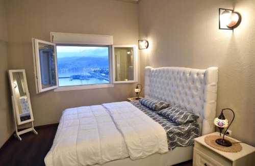 Kavala Apartment | Golden Sea View - Old Town
