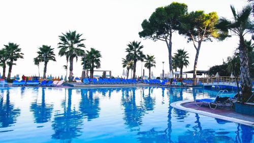 Golem Apartment | Golden Shore Apartament