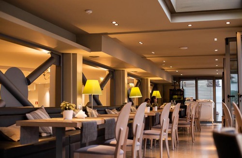 Perea Hotel | Golden Star City Resort